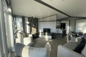 WhatsApp Image 2024-12-02 at 10.28.50_737d33ec