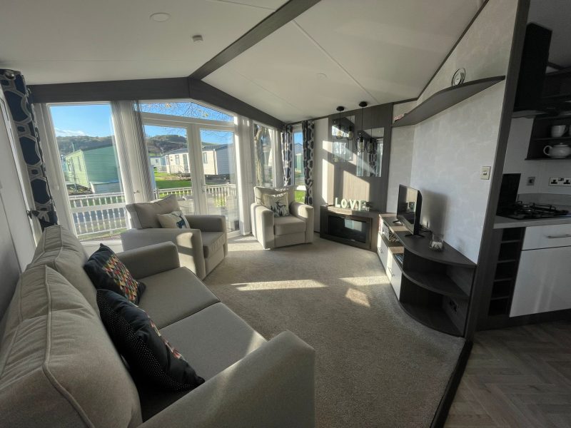 WhatsApp Image 2024-12-02 at 10.28.53_ab9185b9