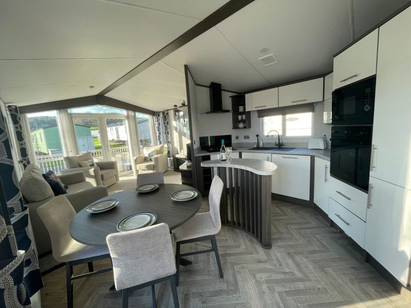 WhatsApp Image 2024-12-02 at 10.28.56_e93d31a0