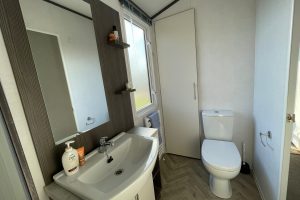 WhatsApp Image 2024-12-02 at 10.29.00_c70b9fd3