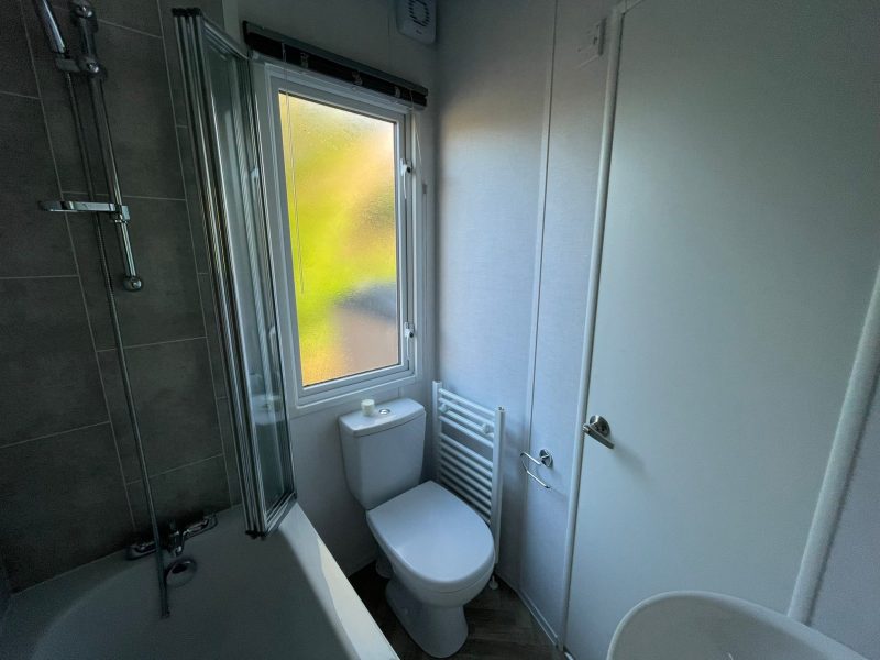 WhatsApp Image 2024-12-02 at 10.29.06_ef94dcf2